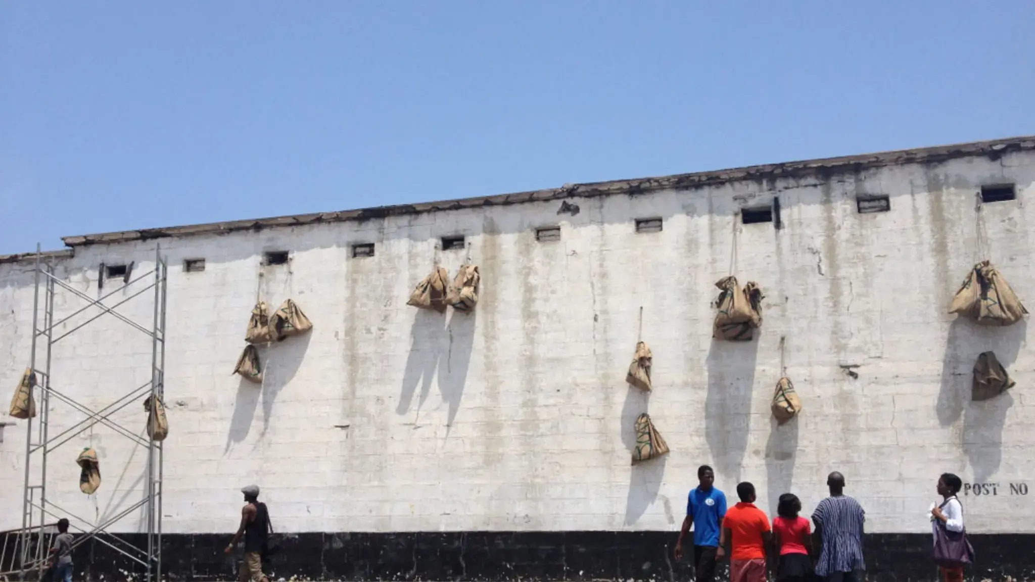 Kwasi Ohene-Ayeh, Six and Fours, Prison Anxieties, interactive, public installation created for the 2013 Chale Wote Street Arts Festival in Jamestown, Accra. Courtesy of the artist.