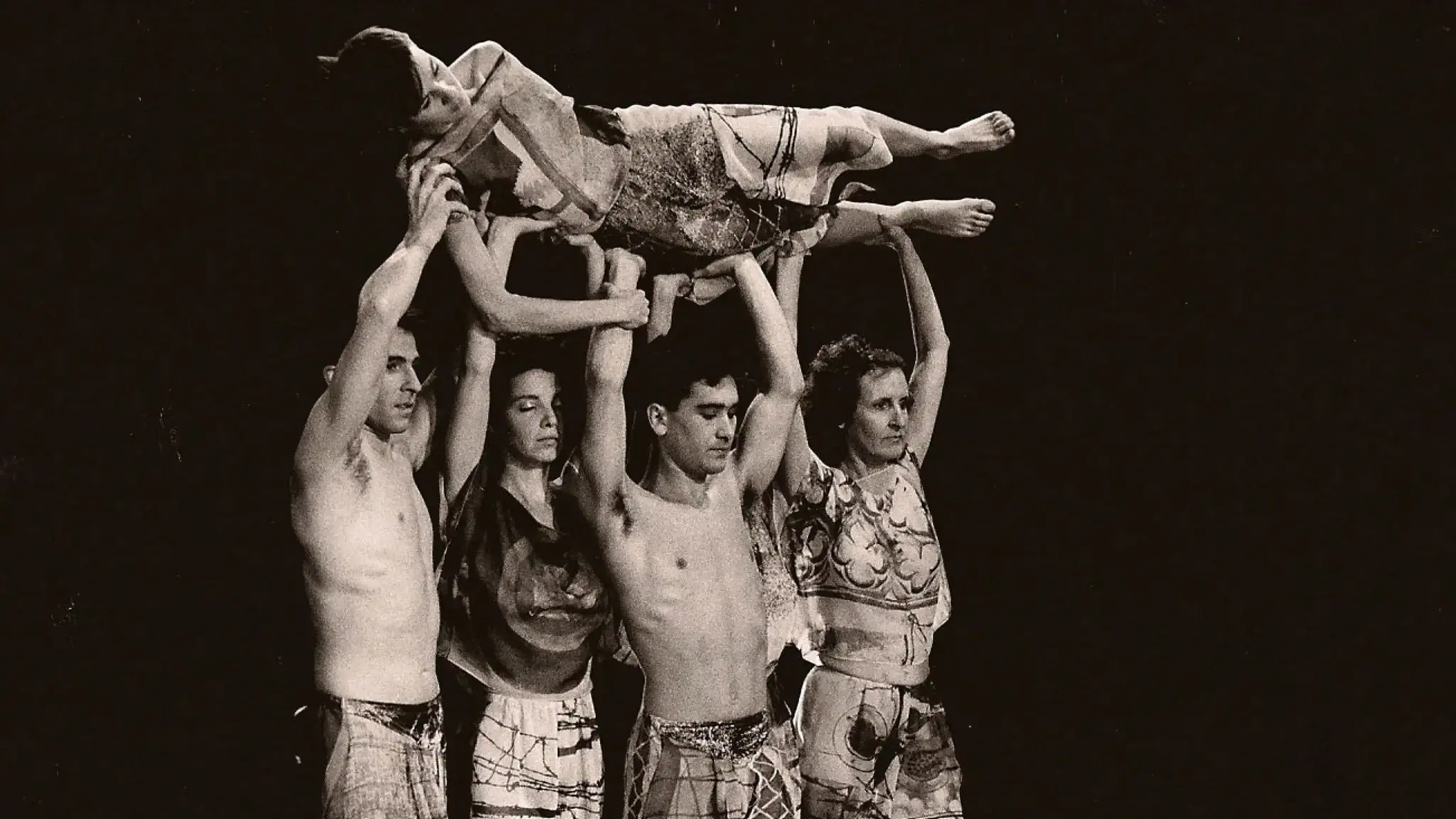 Trisha Brown, Set and Reset. Photo by John Waite, courtesy of Trisha Brown Dance Company.