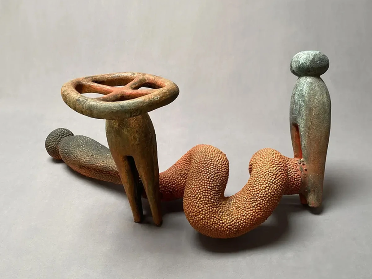 Pew Fellow Syd Carpenter, 3 Mother Pins on a Vine, 2021; Clay, mixed media, 18" x 37" x 26". Photo courtesy of the artist.