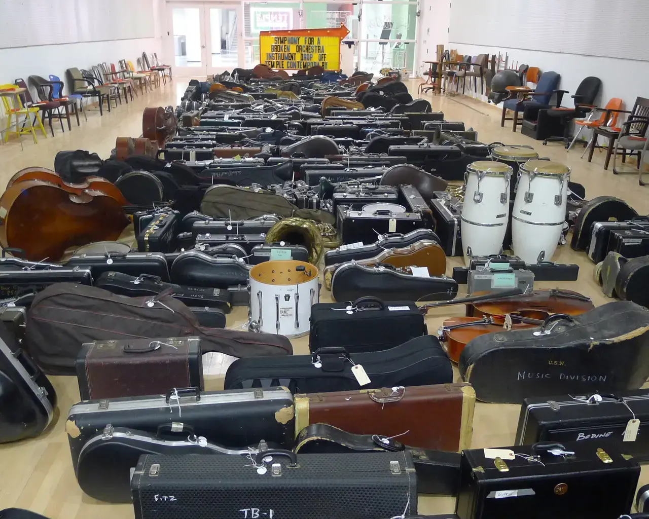 803 broken instruments gathered from the Philadelphia School District for Temple Contemporary&#39;s Symphony for a Broken Orchestra.
