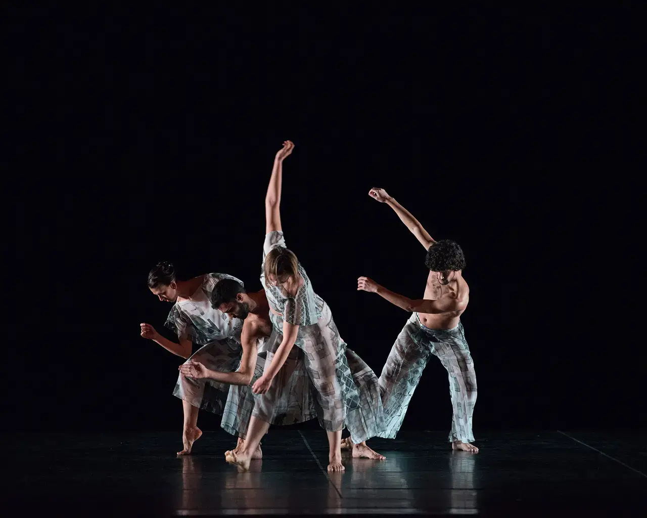 Trisha Brown Dance Company, Set and Reset, Bryn Mawr College, 2015. Photo by Johanna Austin.
