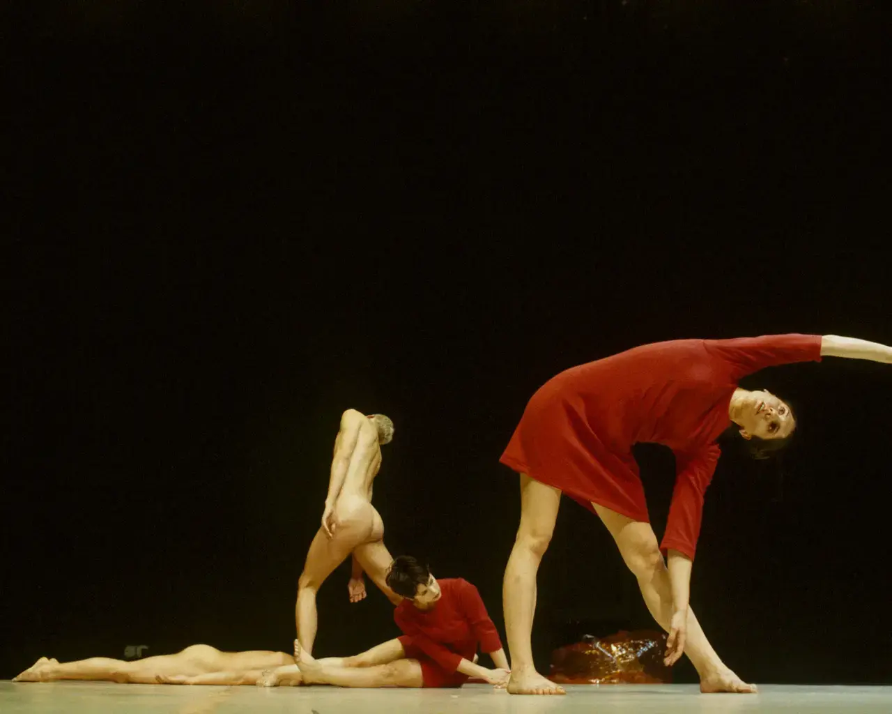 John Jasperse&#39;s original Fort Blossom. Photo by Maria Anguera de Sojo. &copy; 2000. Pictured: Miguel Gutierrez, John Jasperse, Parker Lutz, and Juliette Mapp.