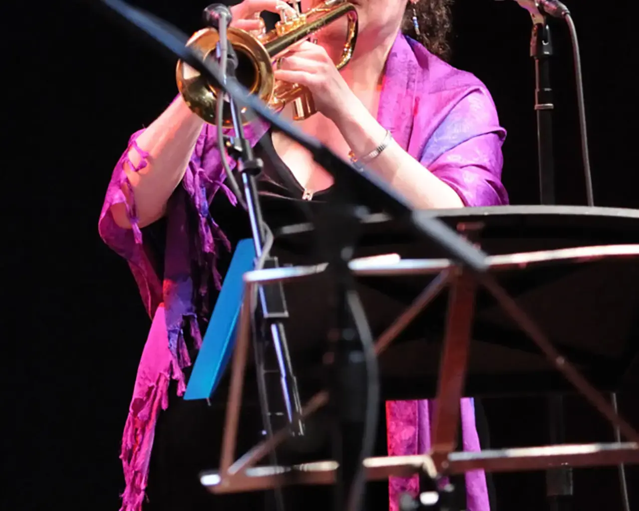 Susan Lankin-Watts in performance. Photo by Alan Lankin.