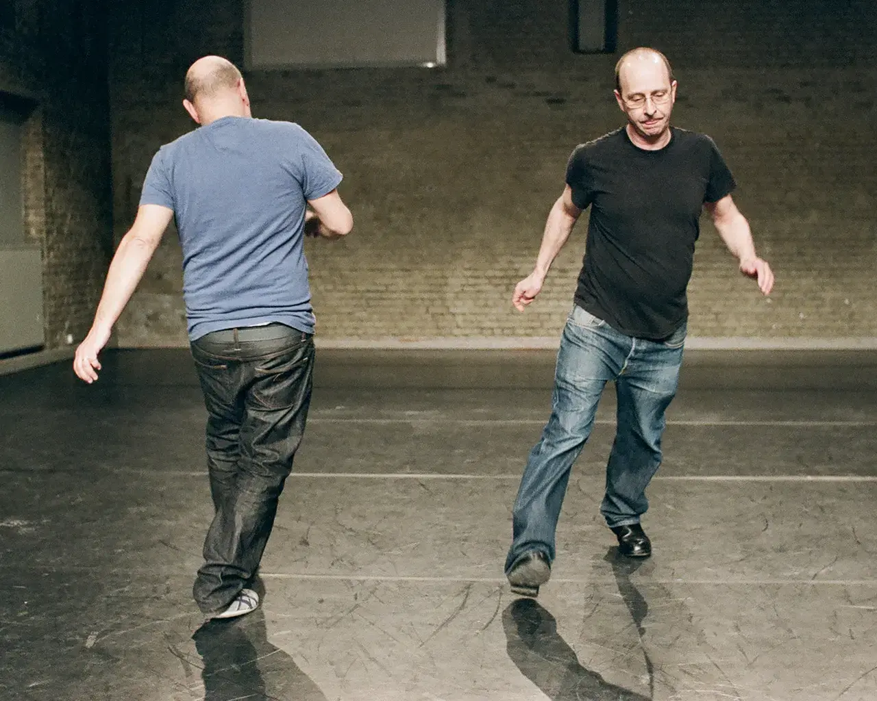 Counting to One Hundred. Photo by Herman Sorgeloos. Pictured, from left to right: Matteo Fargion, Jonathan Burrows.&nbsp;