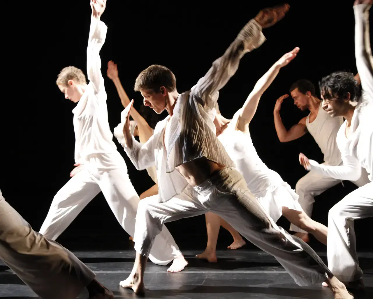 Bill T. Jones/Arnie Zane Dance Company&#39;s Body Against Body. Photo by Paul B. Goode.