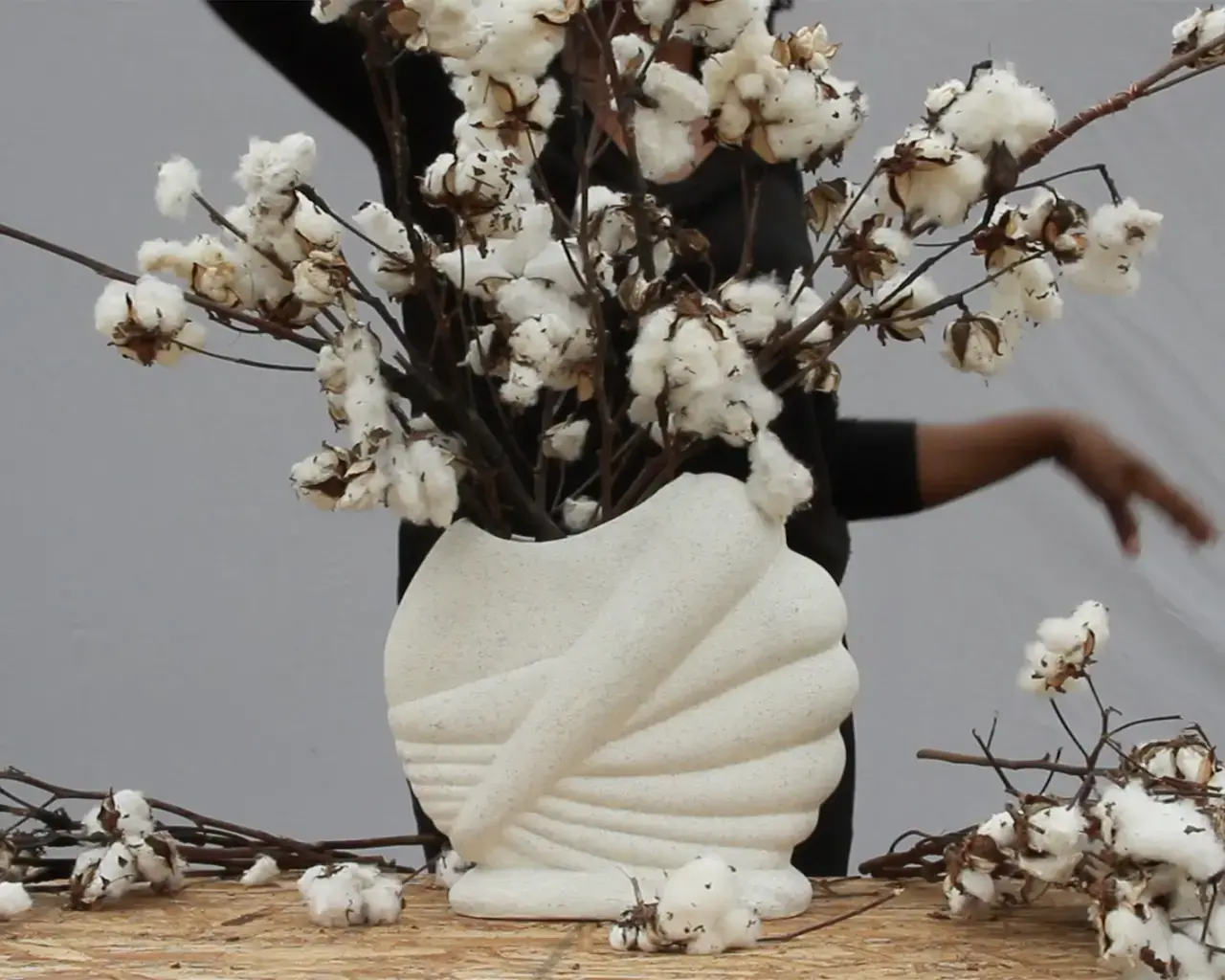 Cauleen Smith, still from Cotton&nbsp;Ikebana,&nbsp;2020,&nbsp;HD digital video,&nbsp;6:43 minutes, edition of five and two artist’s proofs. Image courtesy of the artist and Corbett vs. Dempsey.
