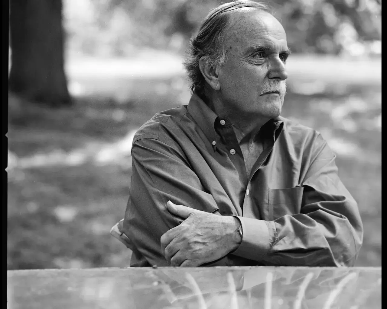 Alvin Lucier.