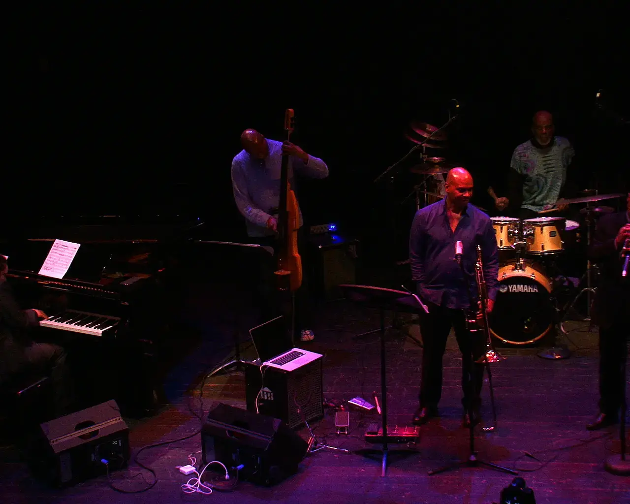 Duane Eubanks and Robin Eubanks performing at Jazz Bridge&rsquo;s Philadelphia Real Book Concert: Nurturing the Muse, 2017. Photo by Jason Fifield.