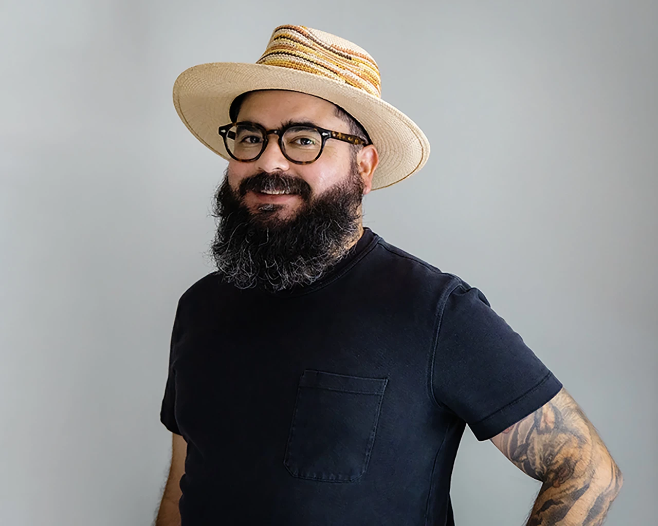 Raúl Romero, 2024 Pew Fellow. Self-portrait, courtesy of the artist.