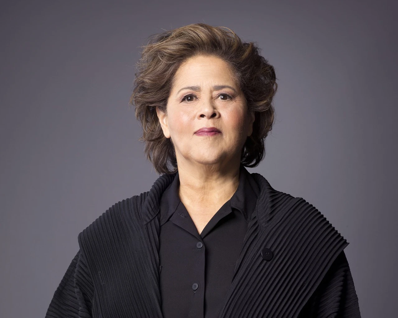 Anna Deavere Smith.