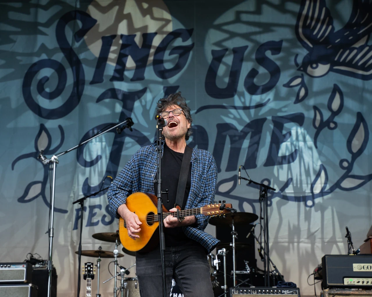 Eric Bazilian, collaborator on WXPN's Declarations of Independents, performs at the Sing Us Home Festival, May 2025. Photo by Ellen C Miller.&nbsp;