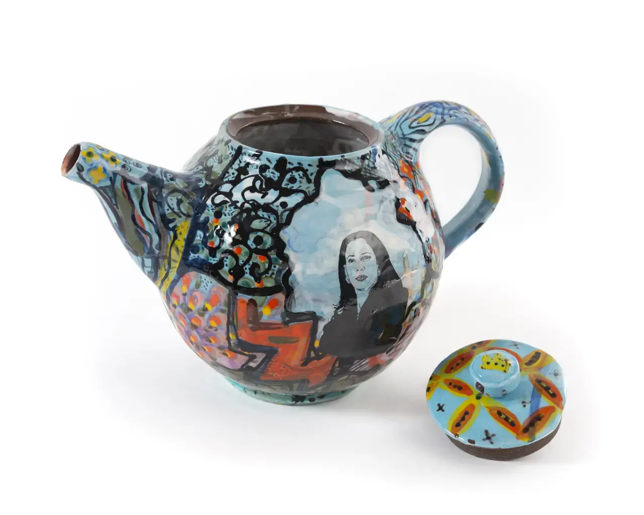 Pew Fellow Roberto Lugo,&nbsp;Kamala Harris Teapot,&nbsp;2020, glazed stoneware,&nbsp;5.75” x 9.5” x 6”. Photo by Patricia Swanson, courtesy of Wexler Gallery.&nbsp;