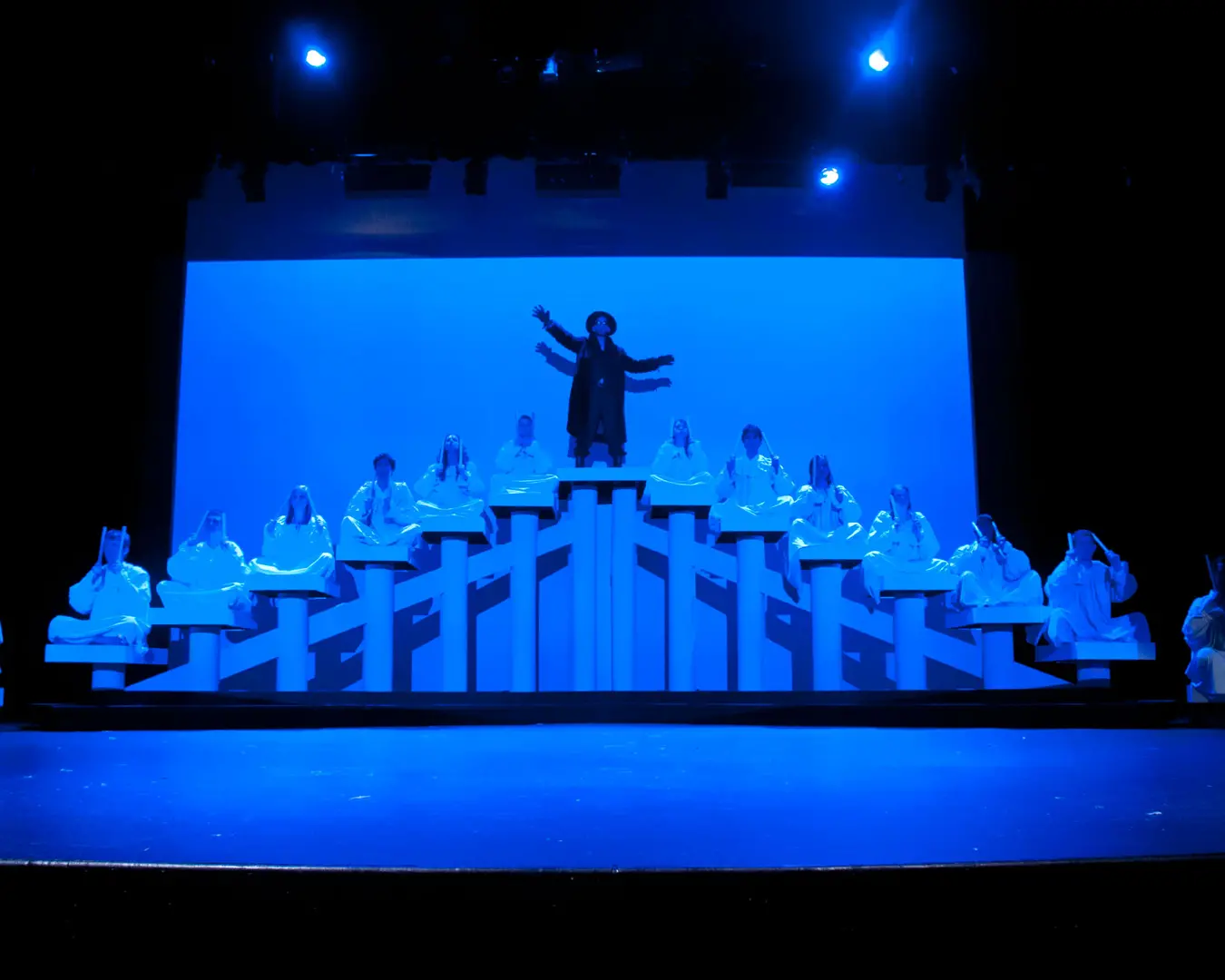 Bluebird, world premiere translation and adaptation by Lane Savadove of the 1908 children&rsquo;s play L&rsquo;Oiseau Bleu&nbsp;by Maurice Maeterlinck, 2009. Photo by Jules Victor.
