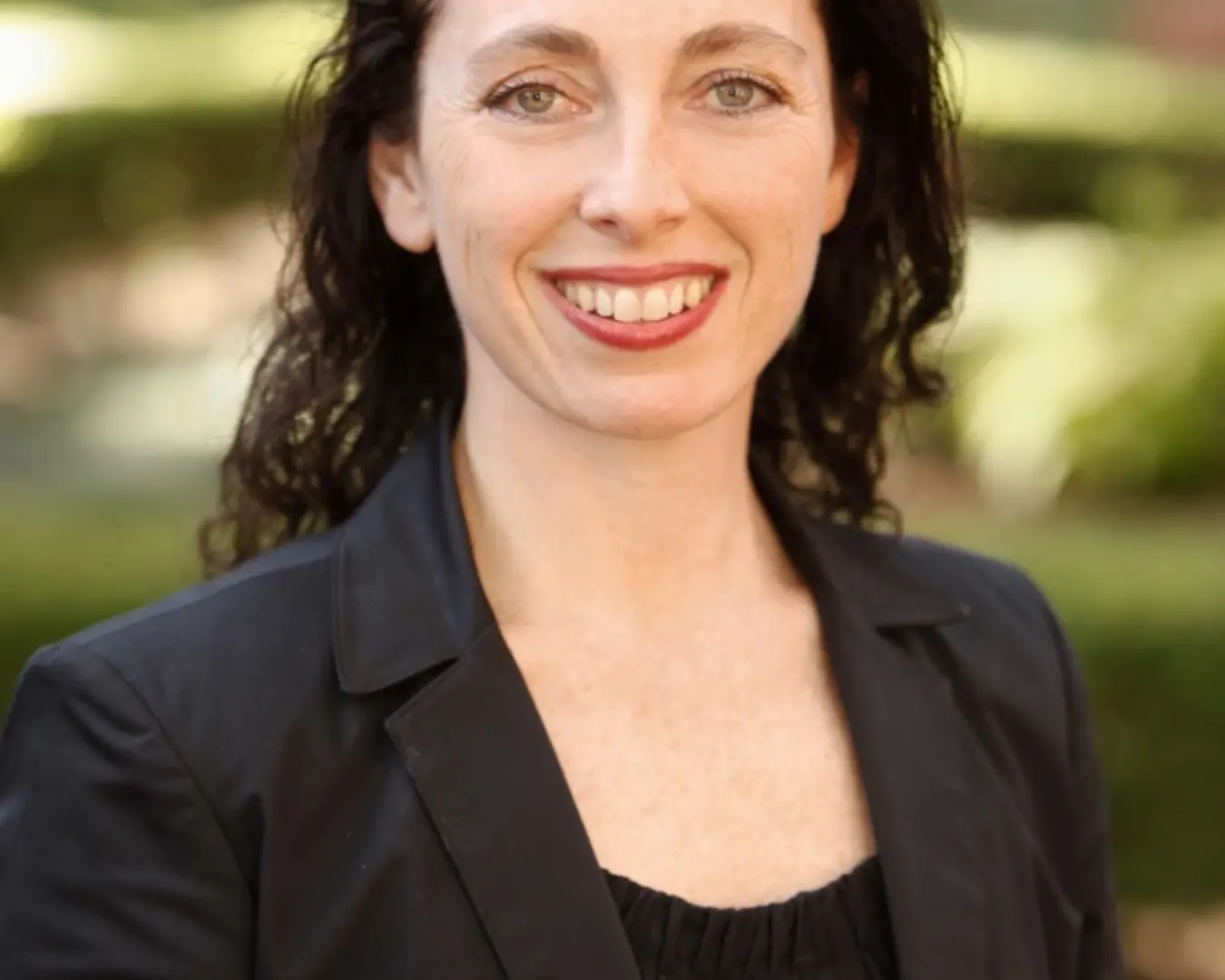 Rochelle Steiner.