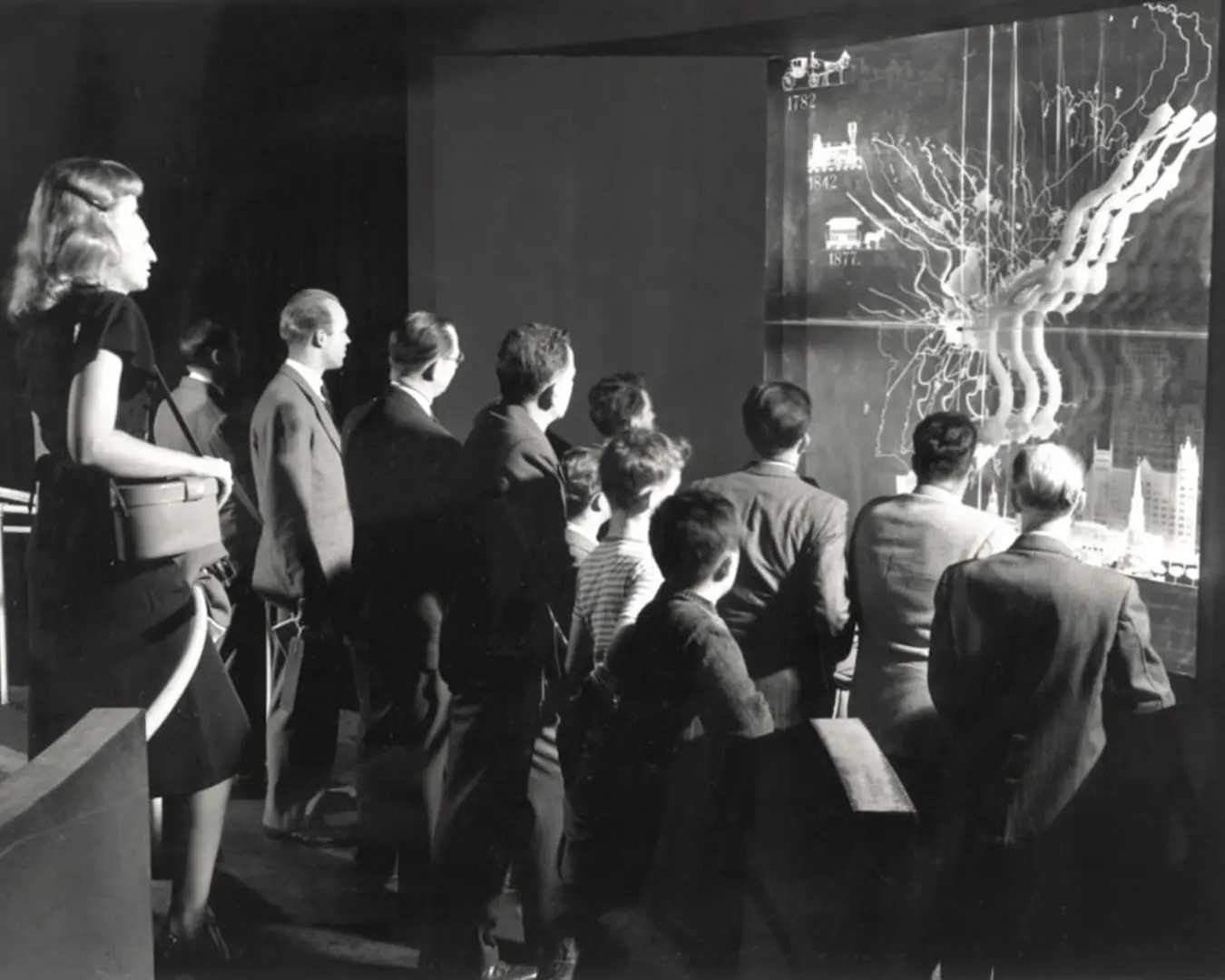 Time-Space Machine, part of the Better Philadelphia&nbsp;exhibition, 1947. Photo by Ezra Stoller, published in Architectural Forum, reprinted as Philadelphia Plans Again, courtesy of The Architectural Archives of the University of Pennsylvania.