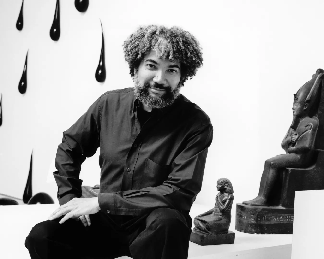 Fred Wilson. Photo by Kerry R. McFate, courtesy of Pace Wildenstein.