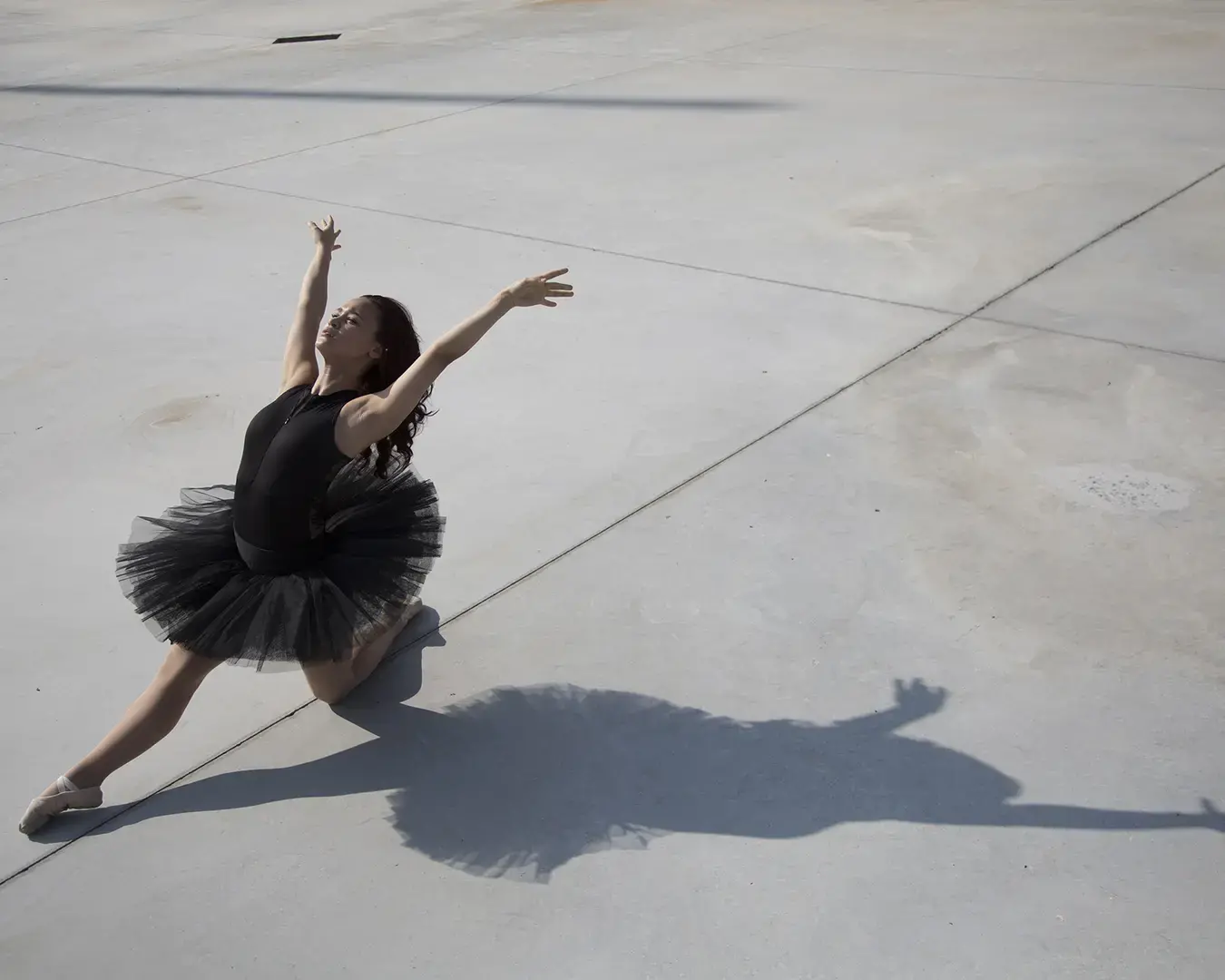 Esperanza Academy dancers. Photo courtesy of Esperanza Arts Center / Nueva Esperanza.