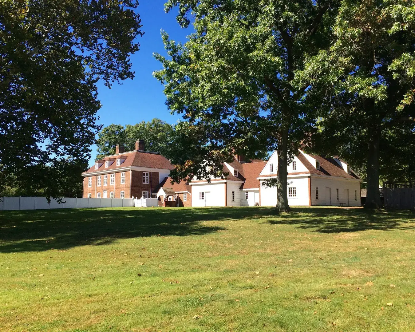 Pennsbury Manor House and kitchen house. Photo courtesy of Pennsbury Manor (PHMC).