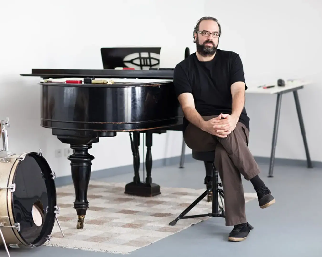 Ari Benjamin Meyers, photo courtesy of the artist.