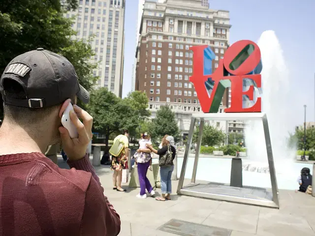 The Association for Public Art&#39;s Museum Without Walls AUDIO&nbsp;launch event at Philadelphia&#39;s LOVE Park, June 10, 2010. Pictured: Robert Indiana, LOVE, 1976. Photo by Albert Yee.&nbsp;