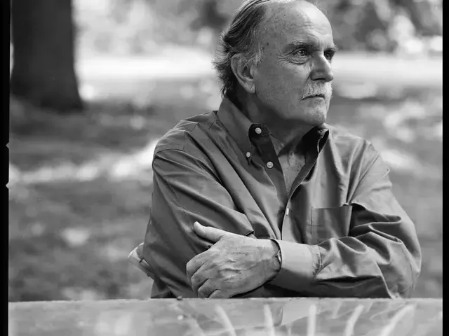 Alvin Lucier.