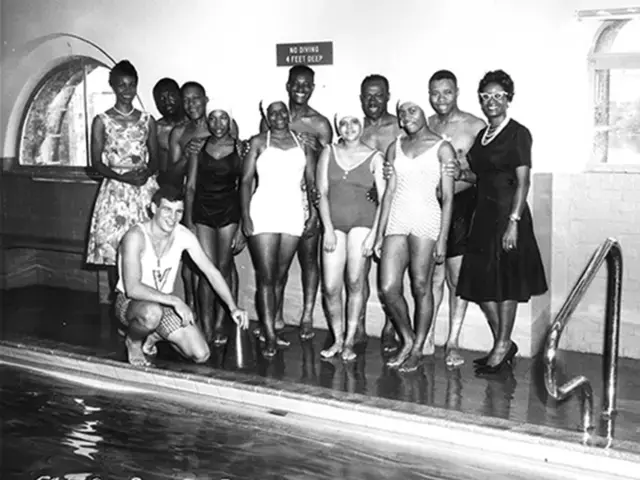 Archival image at the Kelly Pool, the Fairmount Water Works,&nbsp;1962. Photo&nbsp;courtesy of the Fairmount Water Works and Philadelphia Water Department Collection.