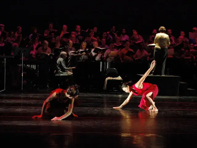 Leah Stein Dance Company, Carmina Burana, 2006. Photo courtesy of the artist.