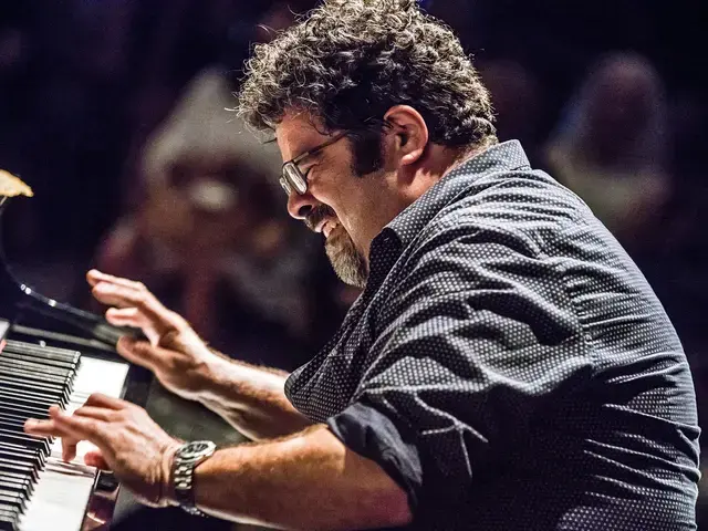 Arturo O’Farrill in performance. Photo by David Garten.