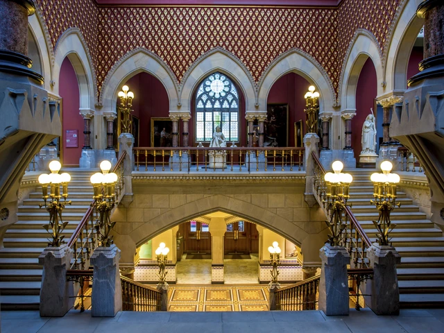 Pennsylvania Academy of the Fine Arts, Historic Landmark Building interior. Photo by Jeff Fusco.