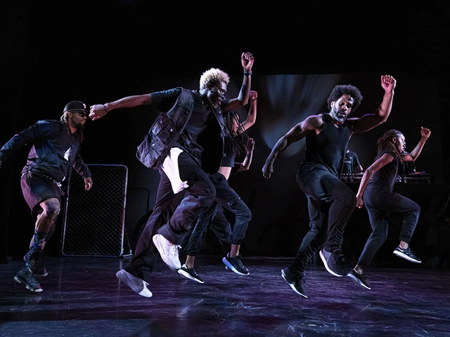 Rennie Harris Puremovement, Rome &amp; Jewels, December 2022, Penn Live Arts. Pew Fellow Rennie Harris is presenting new and repertory dance works for Penn Live Arts’ Rennie Harris in Residence. Photo by JHsu media.&nbsp;
