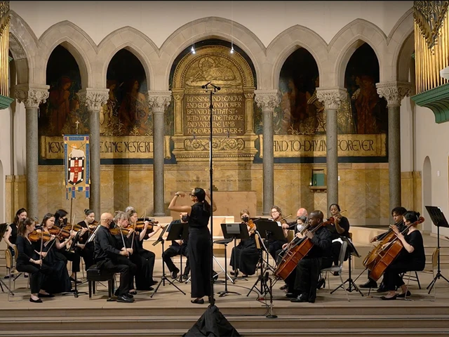 Jeri Lynne Johnson conducts Black Pearl Chamber Orchestra at Philadelphia Episcopal Cathedral, July 25, 2025. Photo courtesy of Black Pearl Chamber Orchestra.&nbsp;&nbsp;
