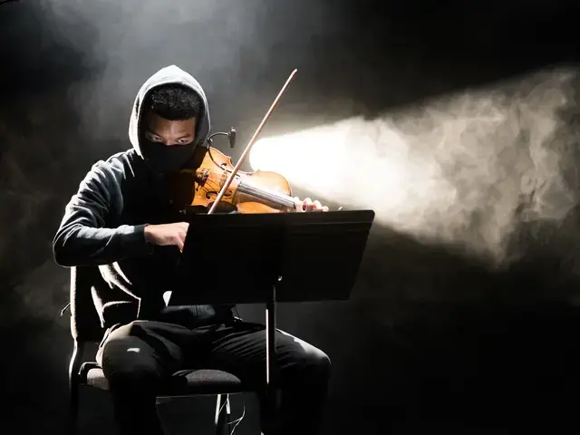 Opera Philadelphia, Cycles of My Being,&nbsp;2021. Pictured: violinist Randall Mitsuo Goosby. Photo by Dominic M. Mercier.