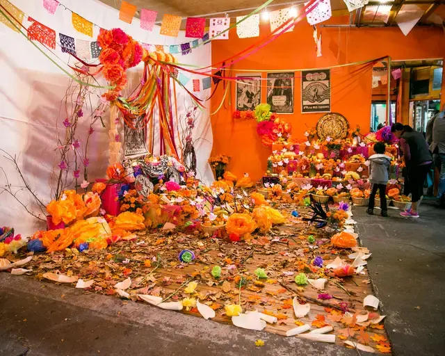 An altar created by local community members from Casa de los Soles on view at 9th and Ellsworth Streets, part of a Dia de los Muertos celebration presented by Fleisher Art Memorial and Calaca Flaca. Photo by Gustavo Garcia.