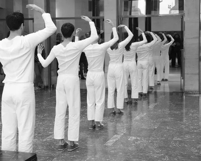 Figure 8, performed by the Trisha Brown Dance Company. Photo &copy; Thibault Gregoire, 2013.