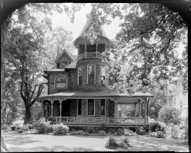 Frank Wallace Munn residence, 1890-91, designed by Minerva Parker Nichols, Philadelphia, PA. Photo by Elizabeth Felicella.