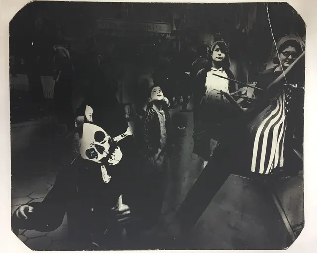 An untitled high contrast black and white photo by Susan Kleckner.