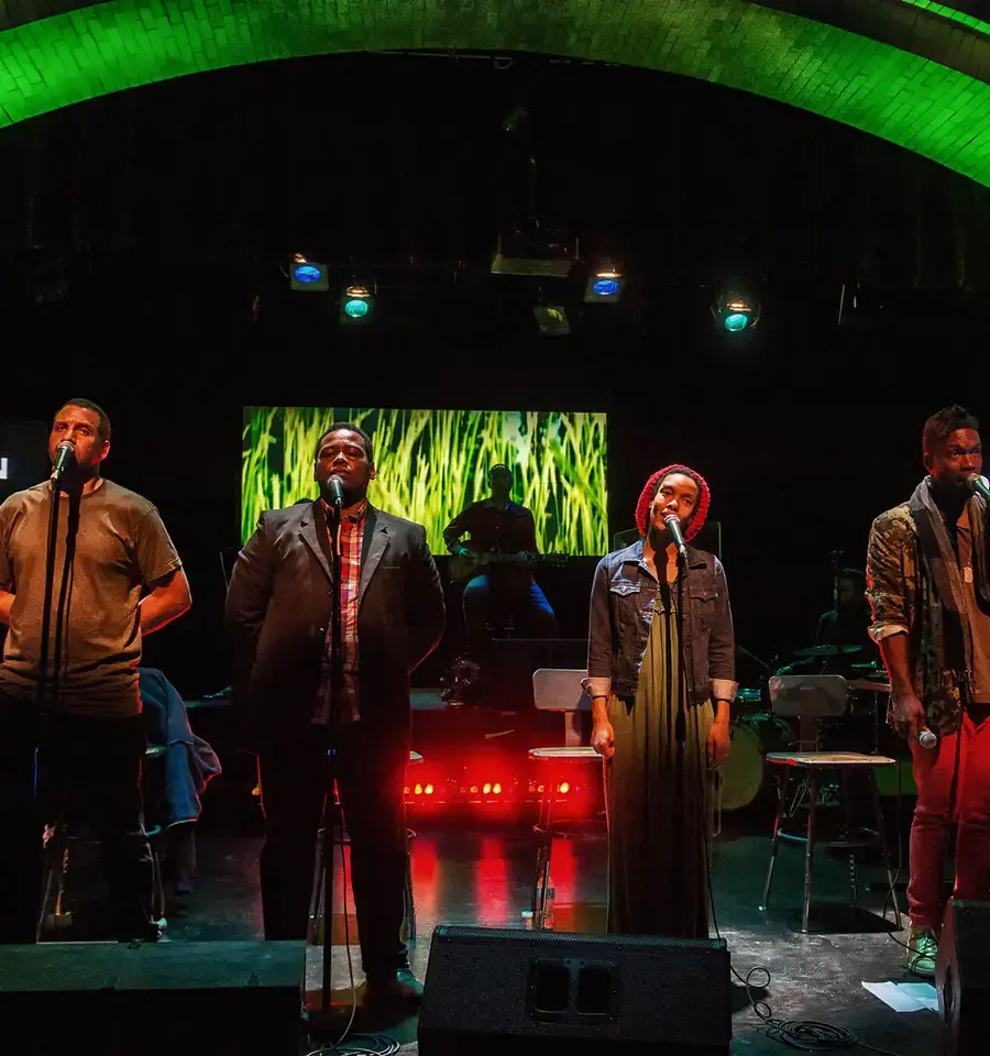 Holding It Down, Harlem Stage. Photo by Mark Millman Photography. Courtesy of Kimmel Center, Inc.