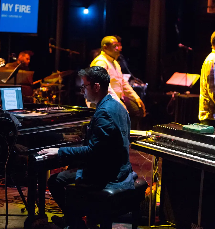 Vijay Iyer performing in Holding It Down: The Veterans&rsquo; Dreams Project&nbsp;at the Kimmel Center for the Performing Arts, 2016. Photo by Alexander Iziliaev.