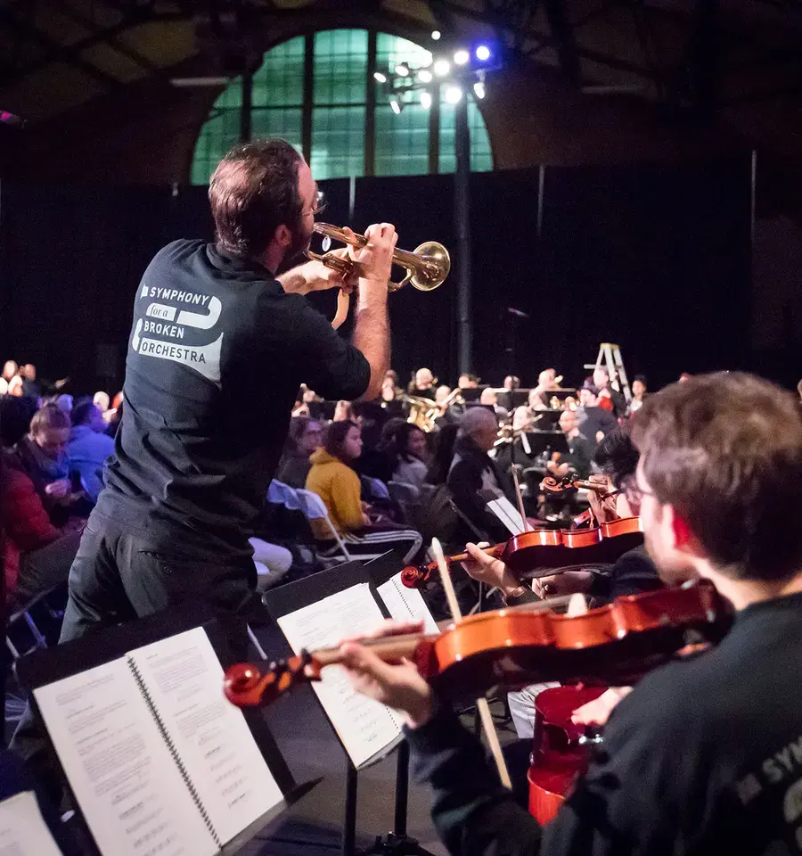 David Lang, Symphony for a Broken Orchestra, 2017, presented by Temple Contemporary. Photo by Betsy Manning.